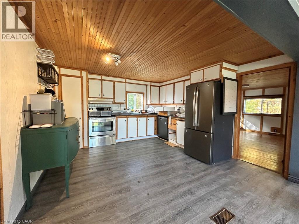 462 Waterfalls Road Property Photo 12