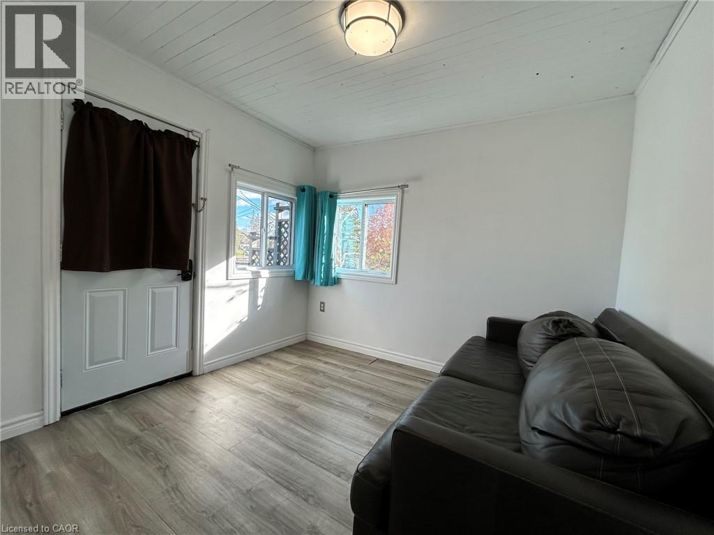 462 Waterfalls Road Property Photo 13