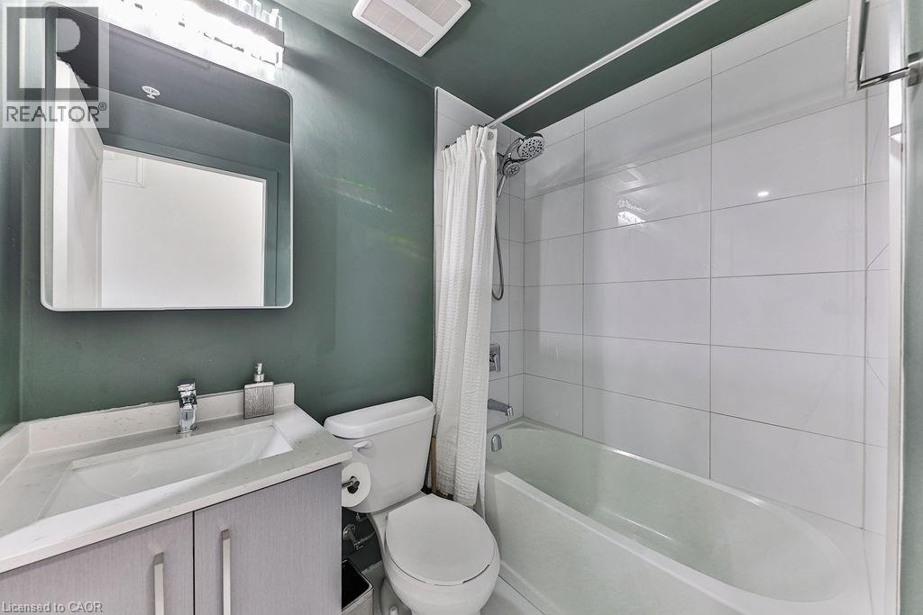 15 Queen Street Unit# 1806 Property Photo 6