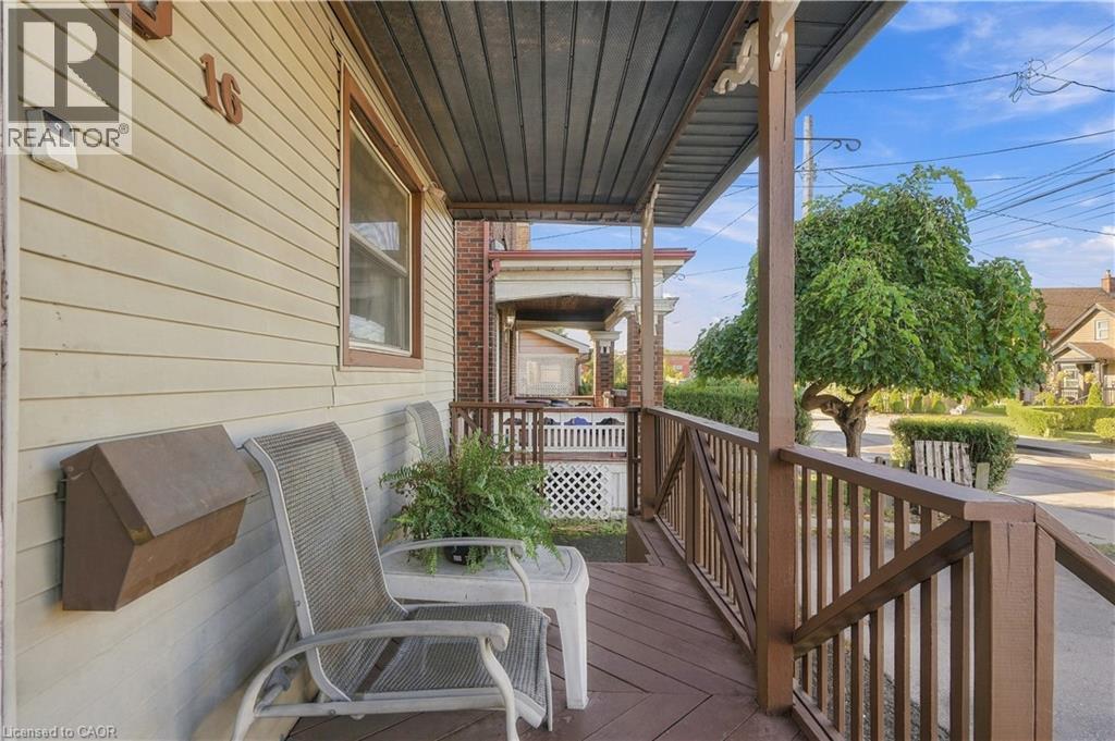 16 Albemarle Street Property Photo 7