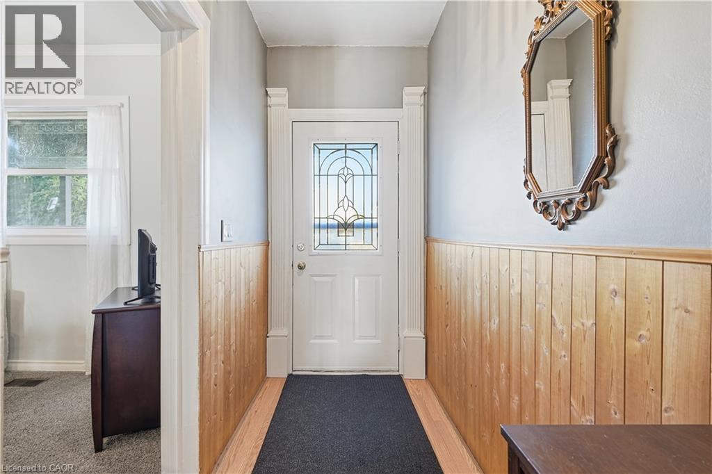 16 Albemarle Street Property Photo 8