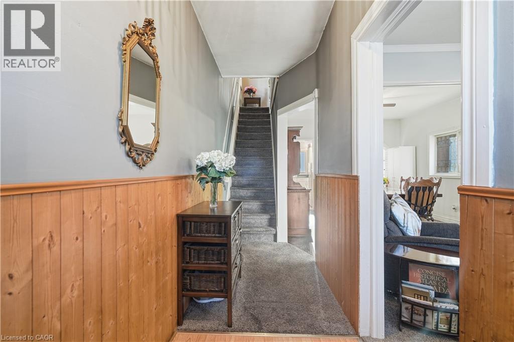 16 Albemarle Street Property Photo 9