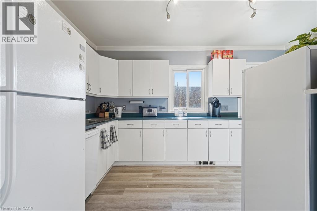 16 Albemarle Street Property Photo 17