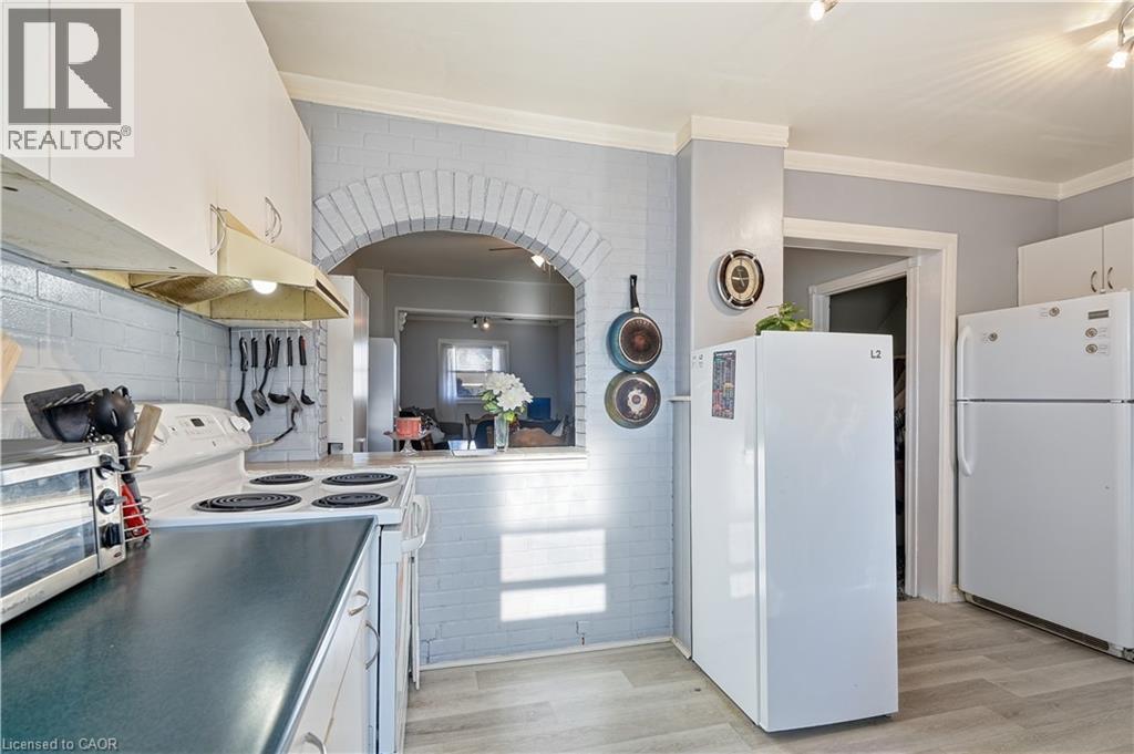 16 Albemarle Street Property Photo 19