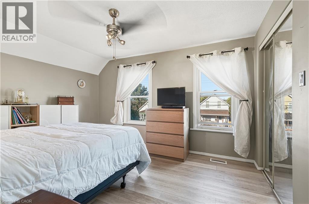 16 Albemarle Street Property Photo 27