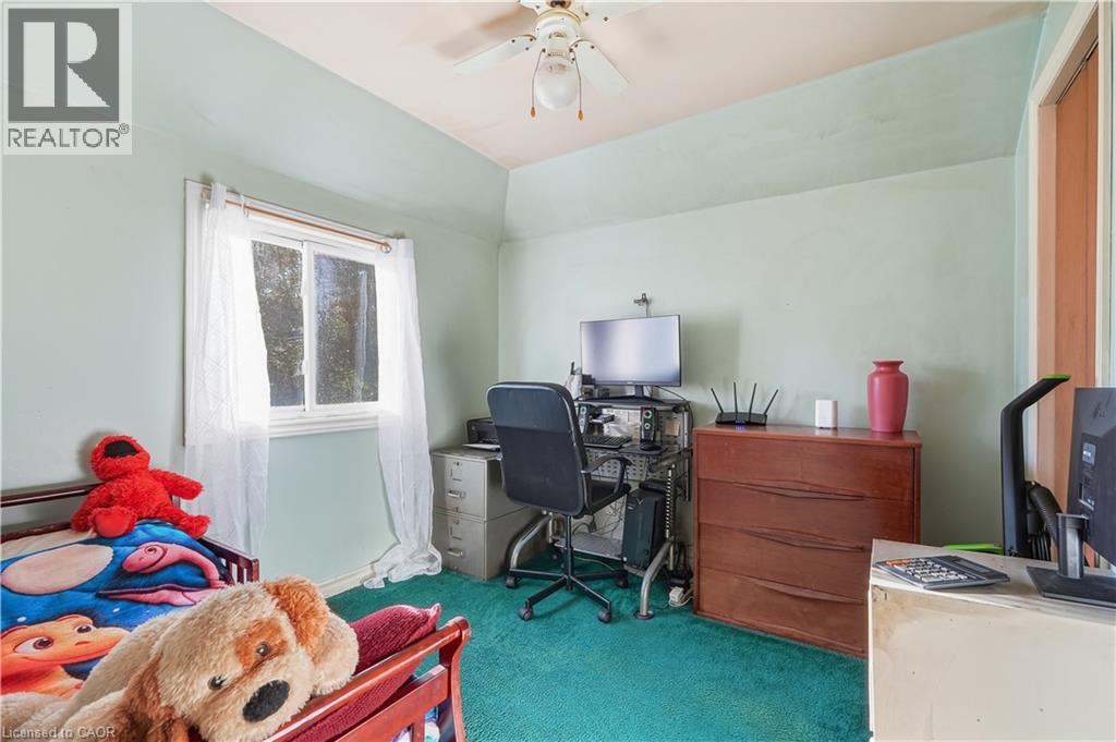 16 Albemarle Street Property Photo 33