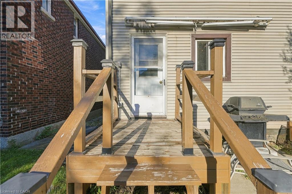 16 Albemarle Street Property Photo 38