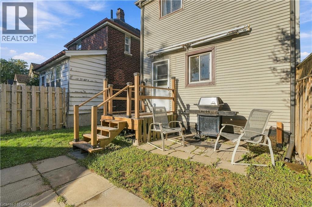 16 Albemarle Street Property Photo 41