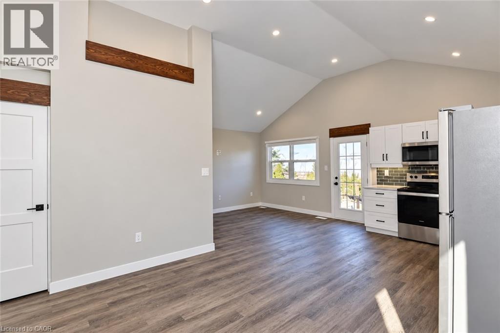 134 Oakside Street Property Photo 13