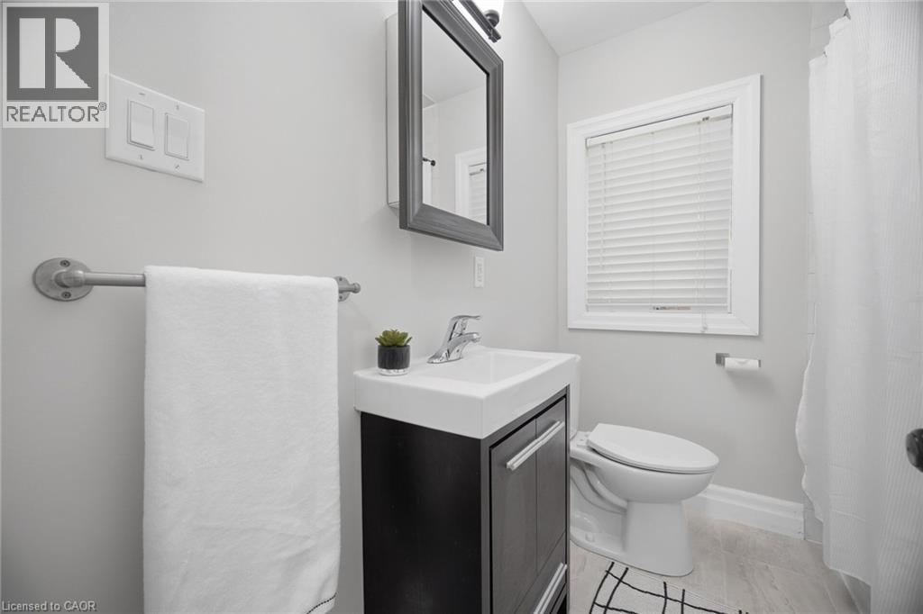 18 Delsey Street Property Photo 27
