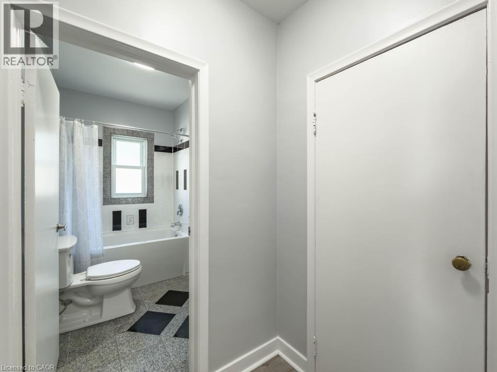 5576 Desson Avenue Property Photo 13