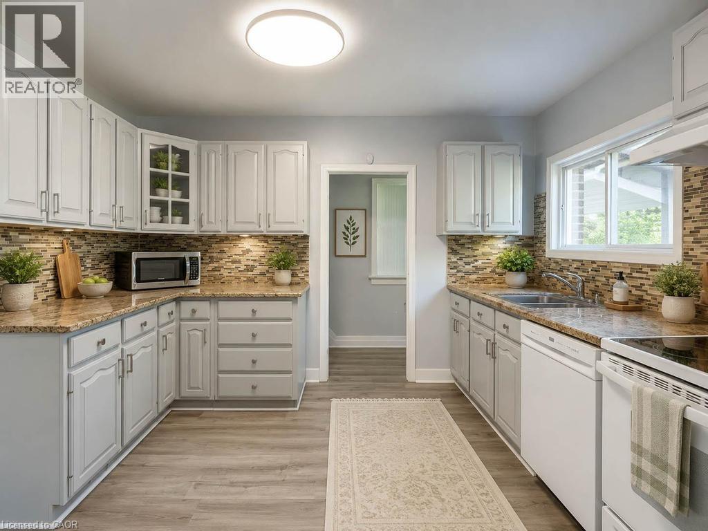5576 Desson Avenue Property Photo 18