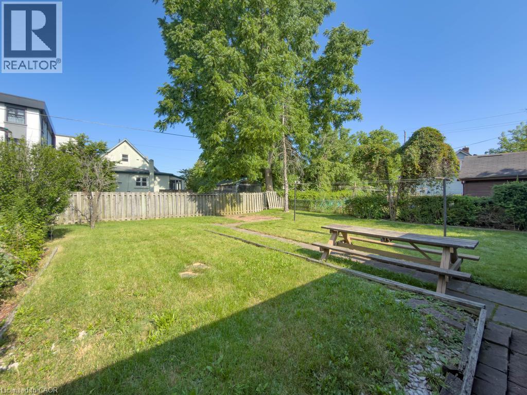 5576 Desson Avenue Property Photo 30
