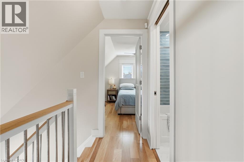 77 Houghton Avenue S Property Photo 28