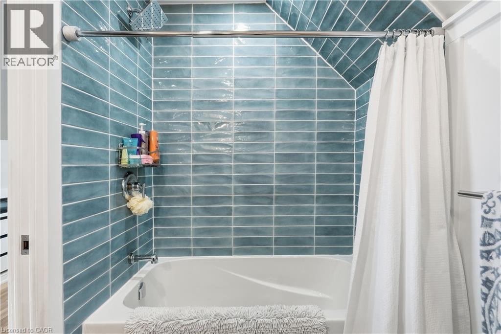 77 Houghton Avenue S Property Photo 32
