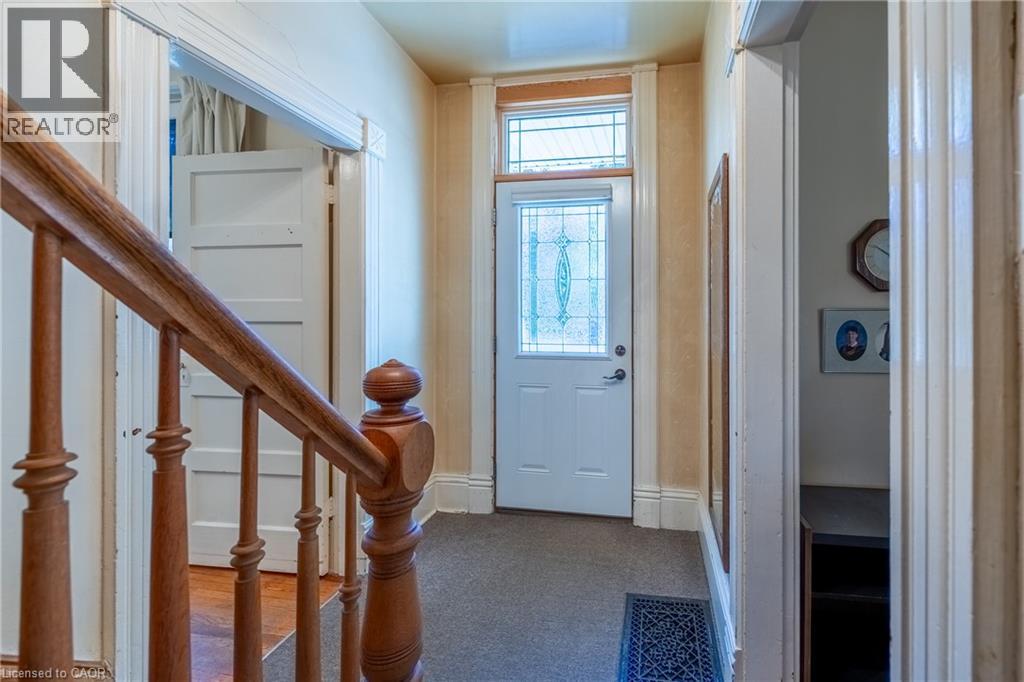 33 Palmerston Avenue Property Photo 6