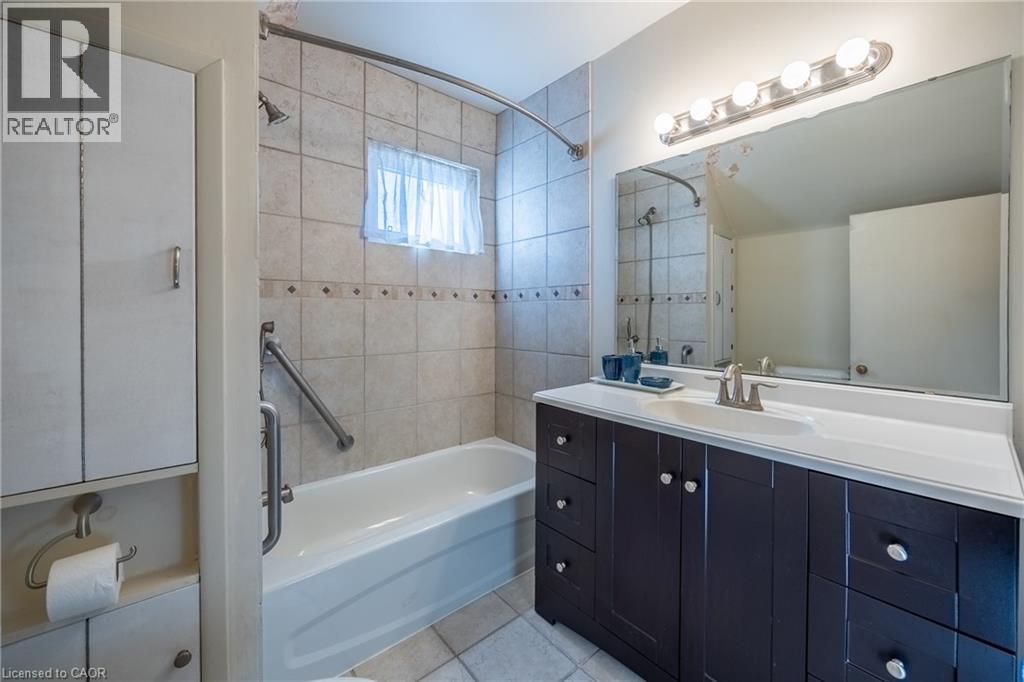 33 Palmerston Avenue Property Photo 20