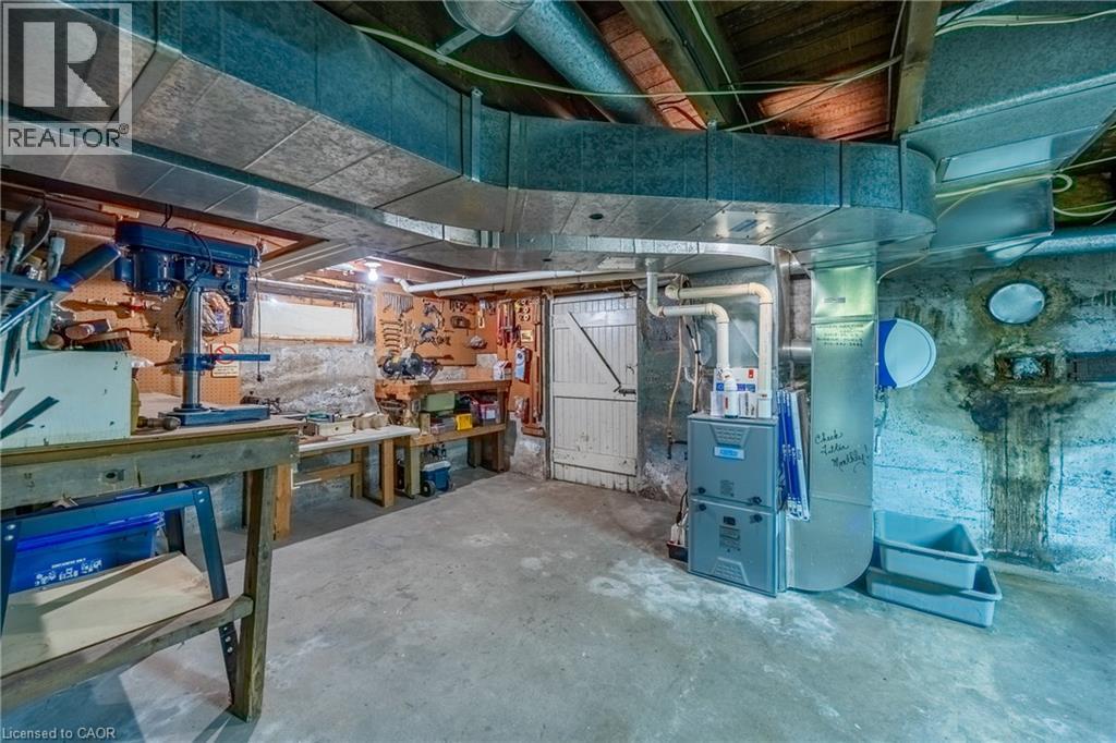 33 Palmerston Avenue Property Photo 31