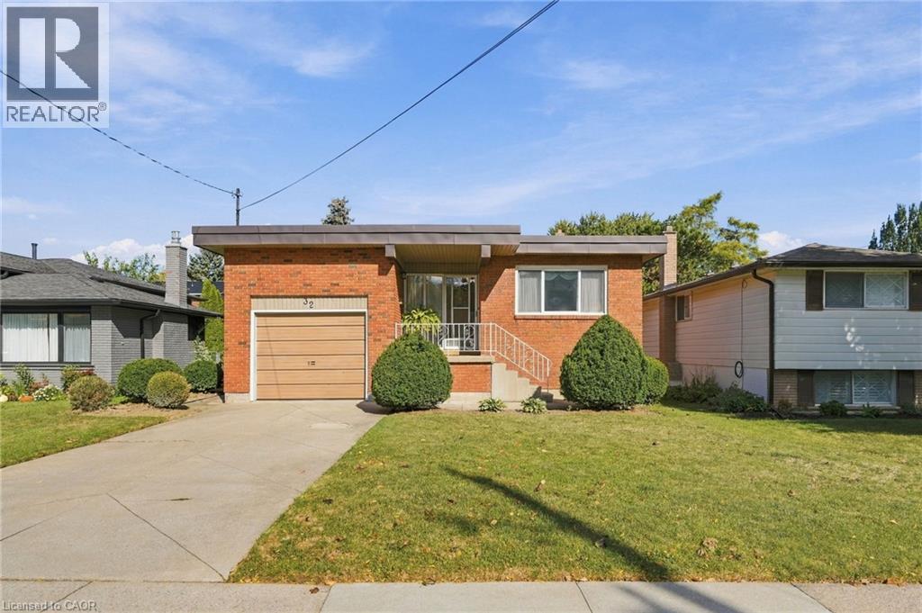 32 San Fernando Drive Property Photo 3