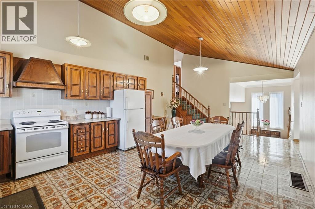 32 San Fernando Drive Property Photo 13