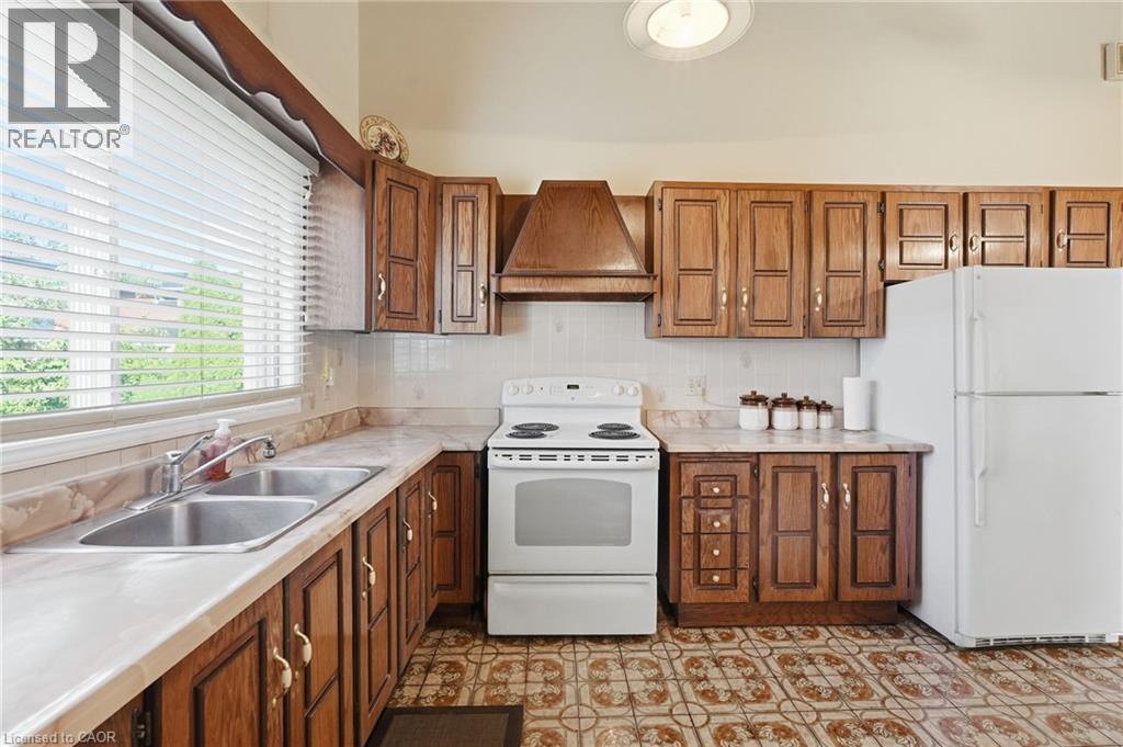 32 San Fernando Drive Property Photo 14