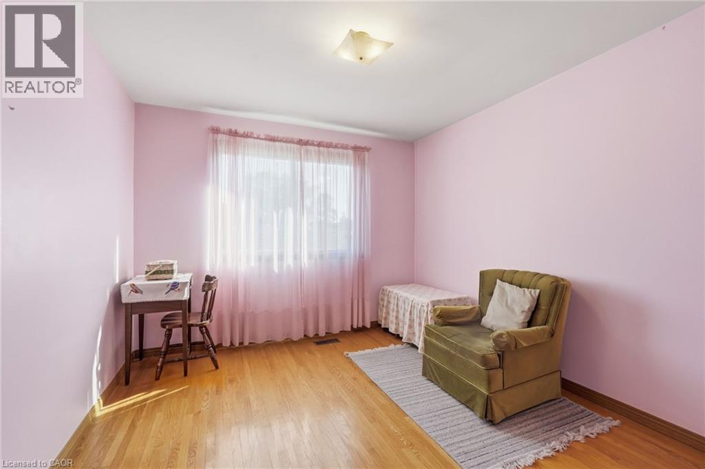 32 San Fernando Drive Property Photo 18