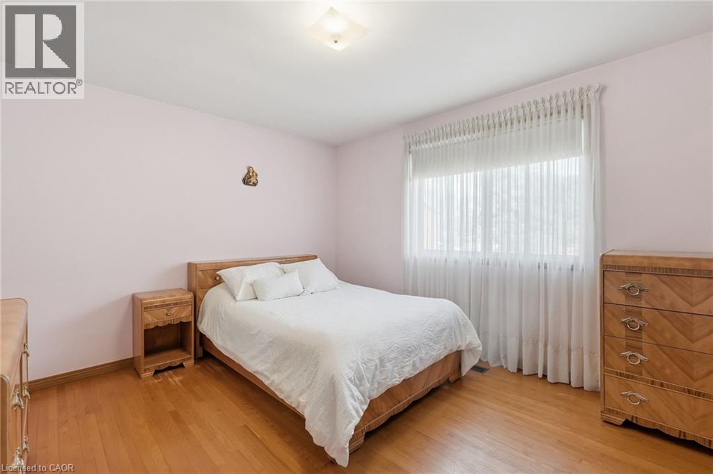 32 San Fernando Drive Property Photo 22