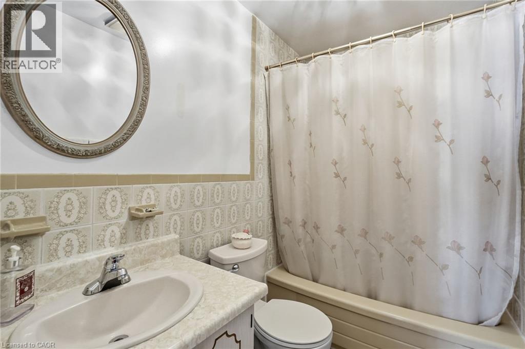 32 San Fernando Drive Property Photo 27