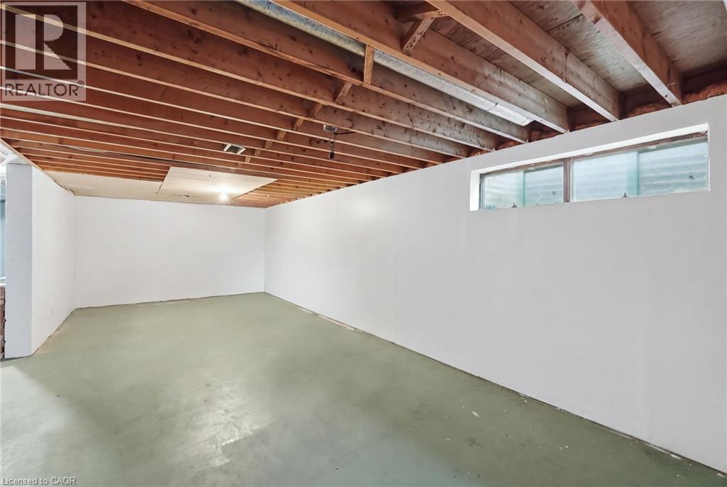 32 San Fernando Drive Property Photo 40