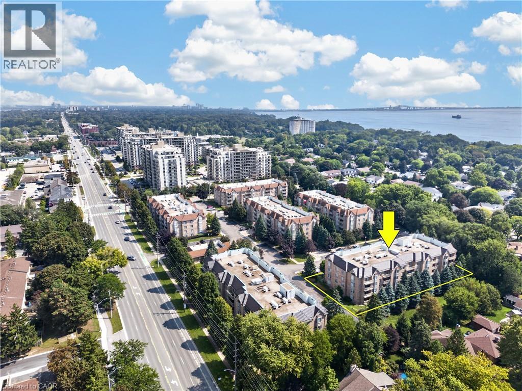 216 W Plains Road Unit# B404 Property Photo 2