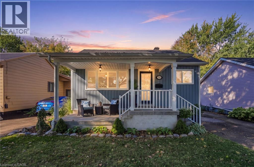 31 SHAKESPEARE Avenue Property Photo 1