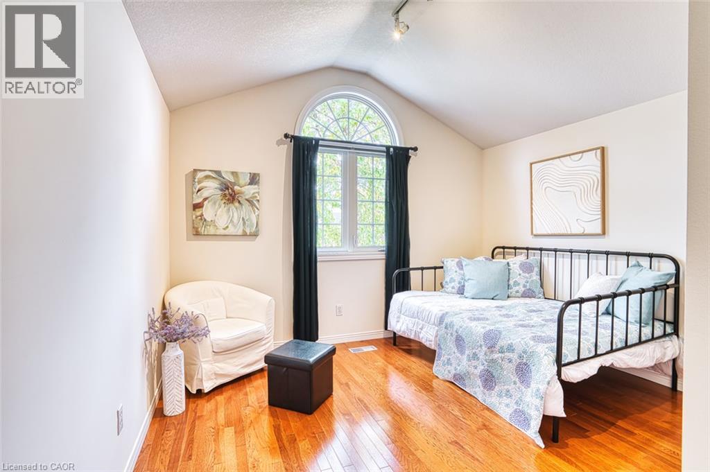 148 Carolinian Lane Property Photo 32