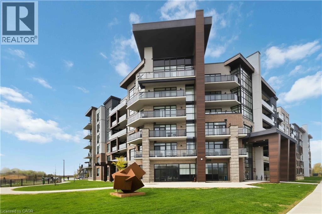 600 North Service Road Unit# 422 Property Photo 4