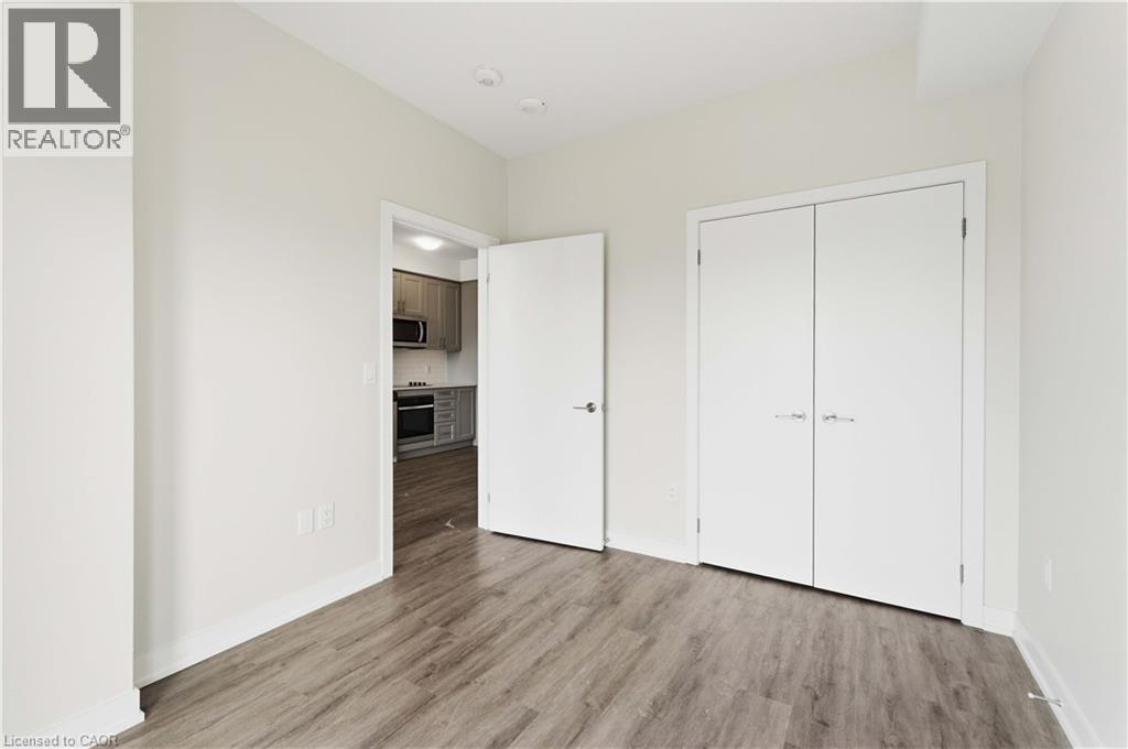 600 North Service Road Unit# 422 Property Photo 20