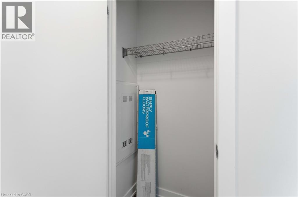 600 North Service Road Unit# 422 Property Photo 24