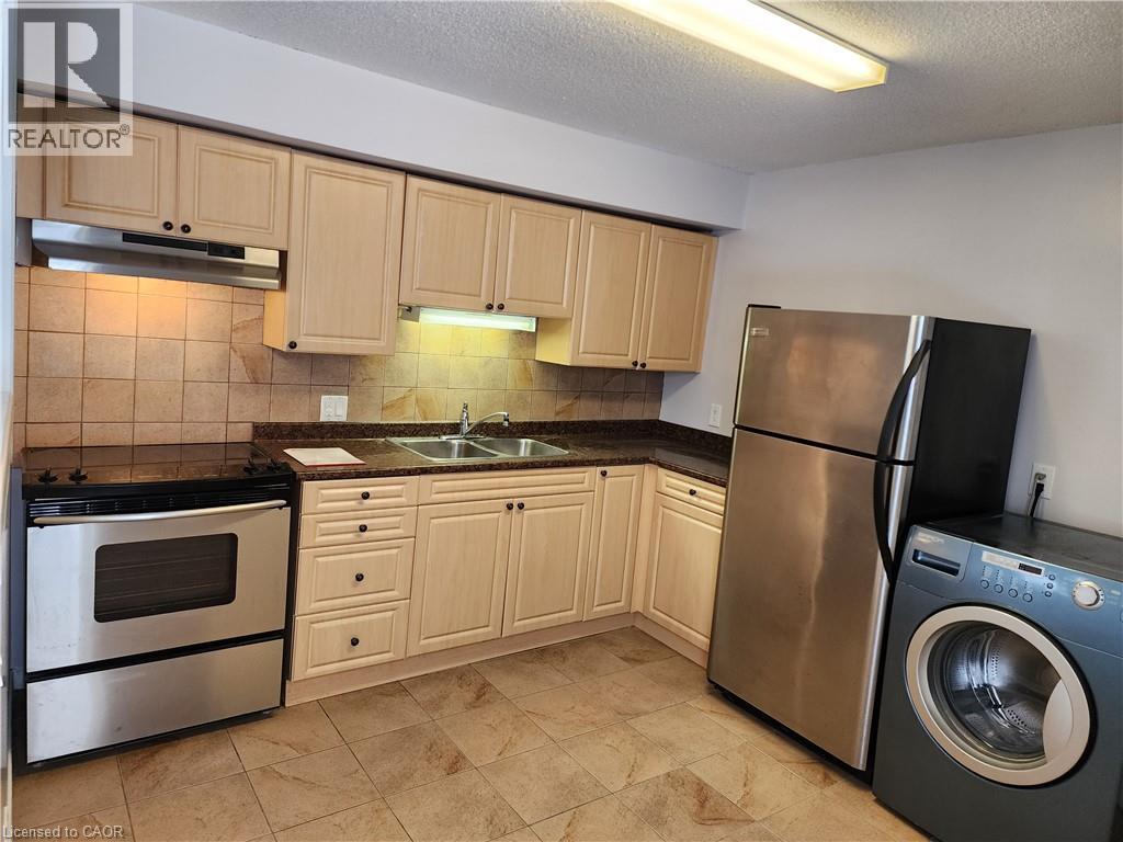 209 West Street Unit# 4 Property Photo 6