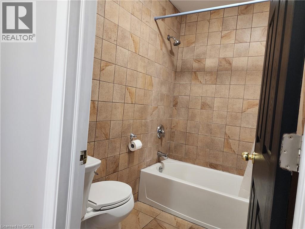 209 West Street Unit# 4 Property Photo 12