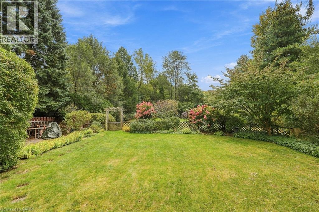 240 Canboro Road Property Photo 3