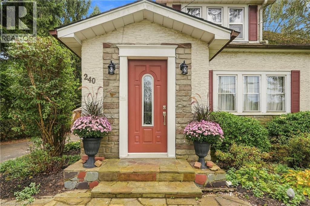 240 Canboro Road Property Photo 4