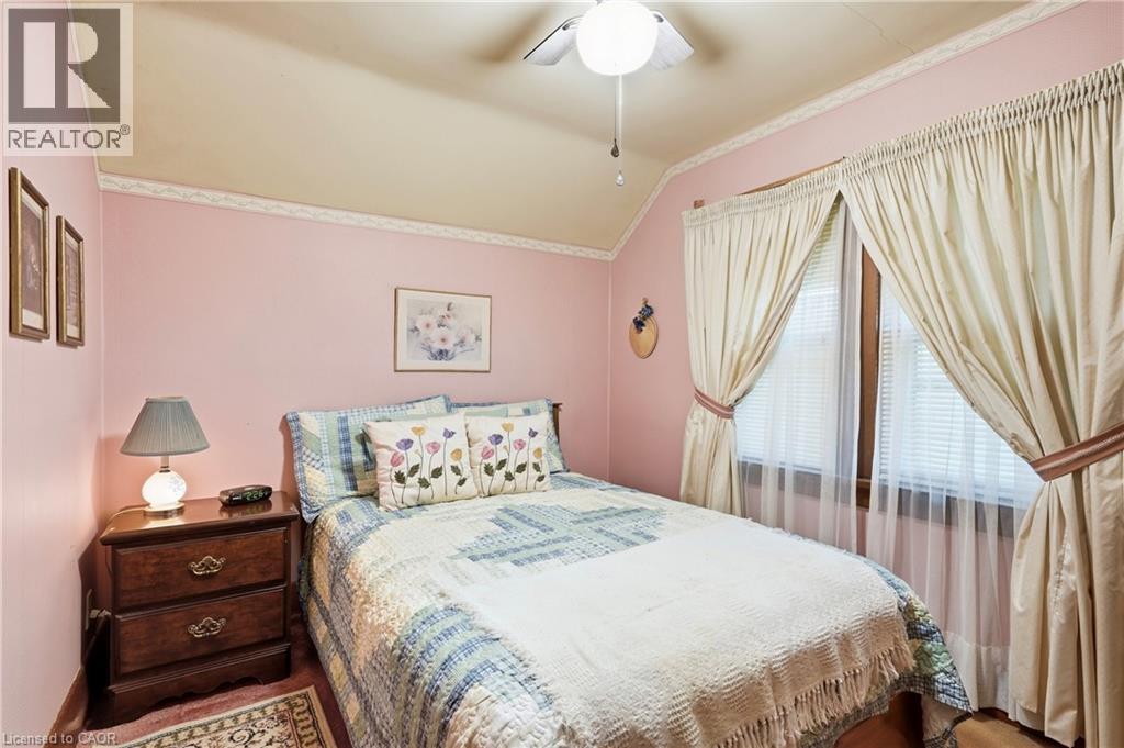 240 Canboro Road Property Photo 14
