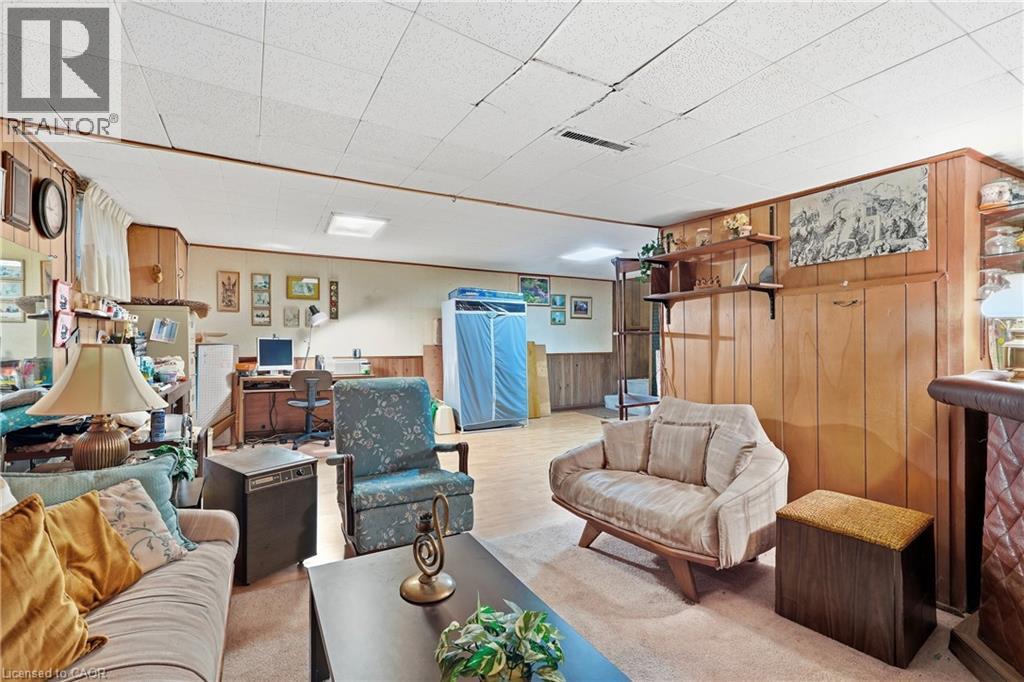 240 Canboro Road Property Photo 17