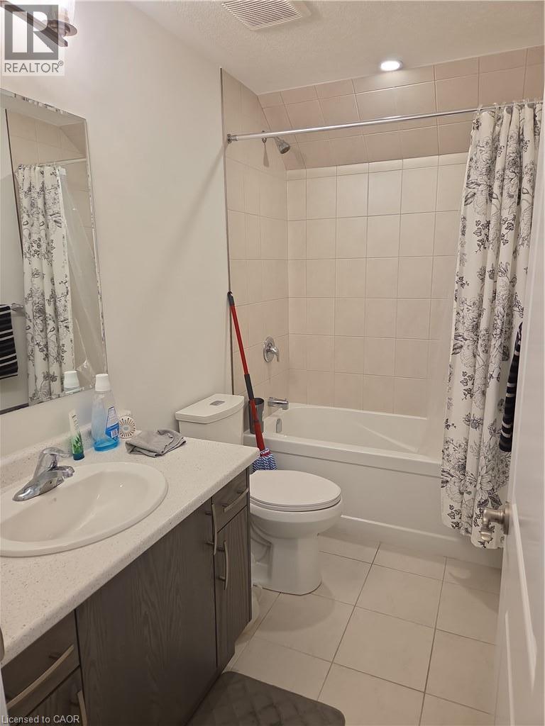 142 Foamflower Place Unit# 64 Property Photo 17