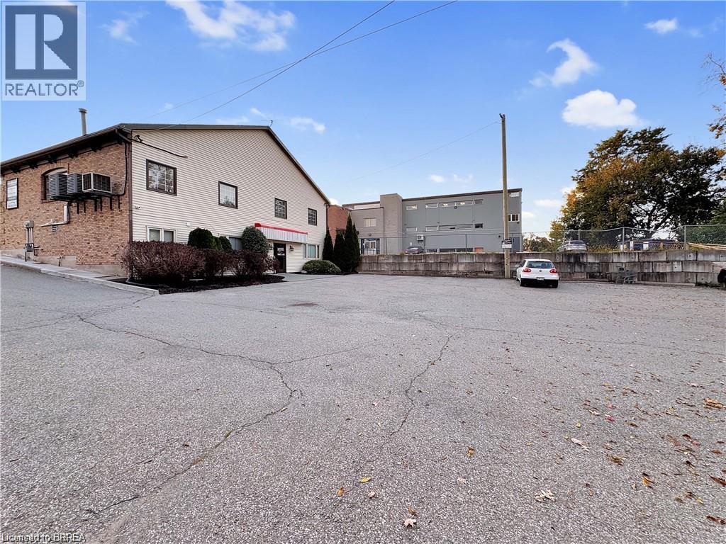 80 Brant Avenue Unit# 1005 Property Photo 17