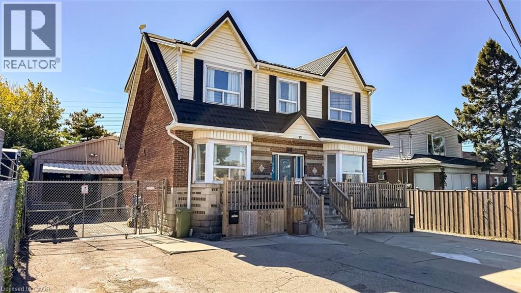 548 Beach Road Property Photo 3