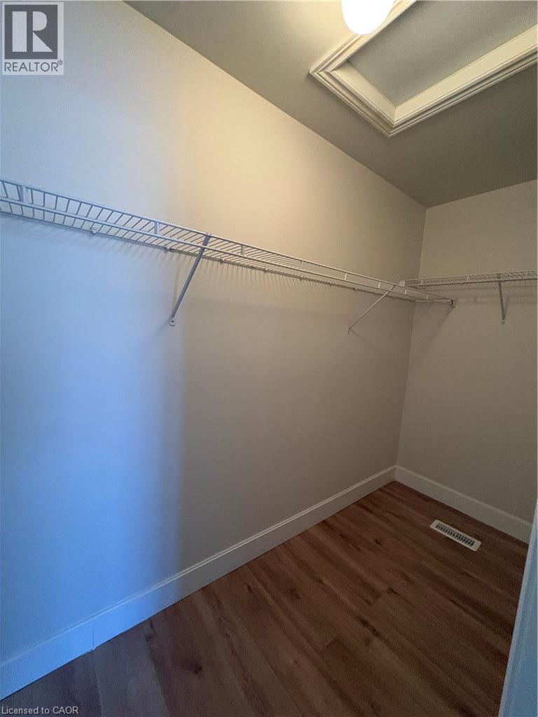 52 Olivia Place Property Photo 10