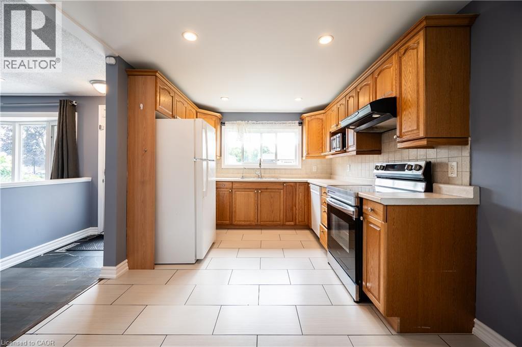 66 Belwood Crescent Property Photo 11
