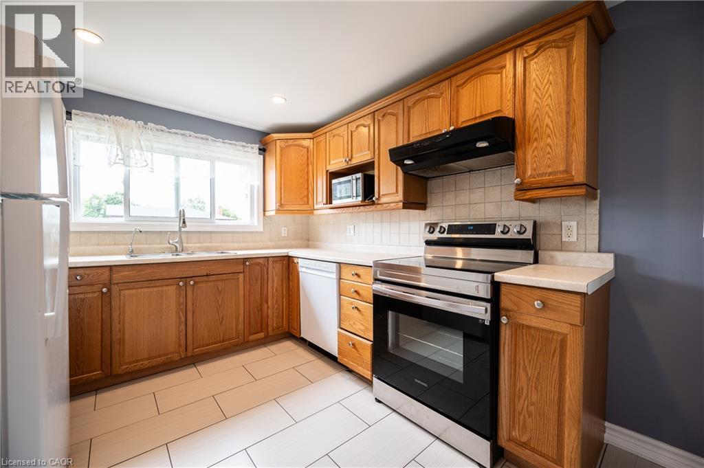 66 Belwood Crescent Property Photo 12