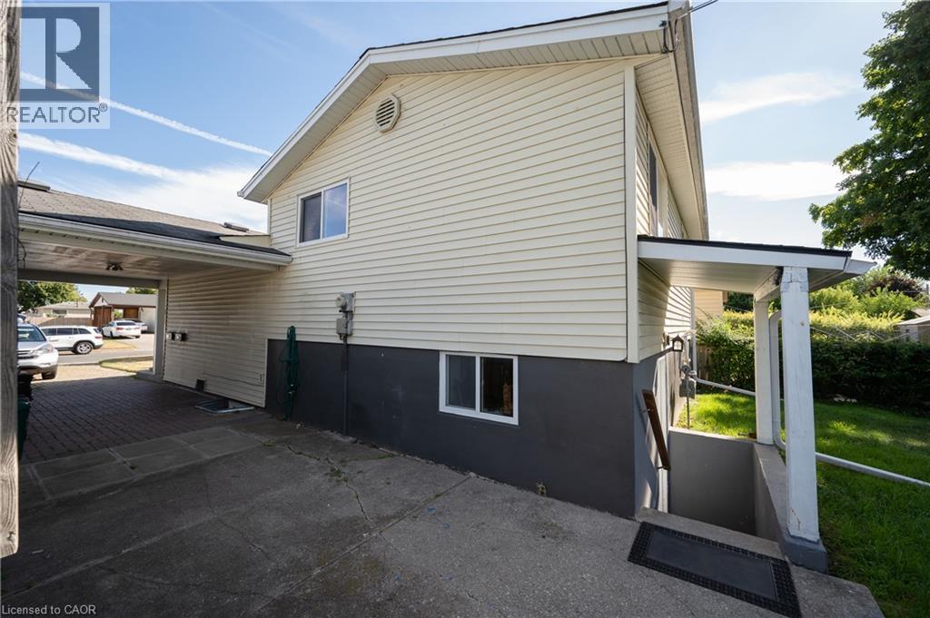 66 Belwood Crescent Property Photo 21