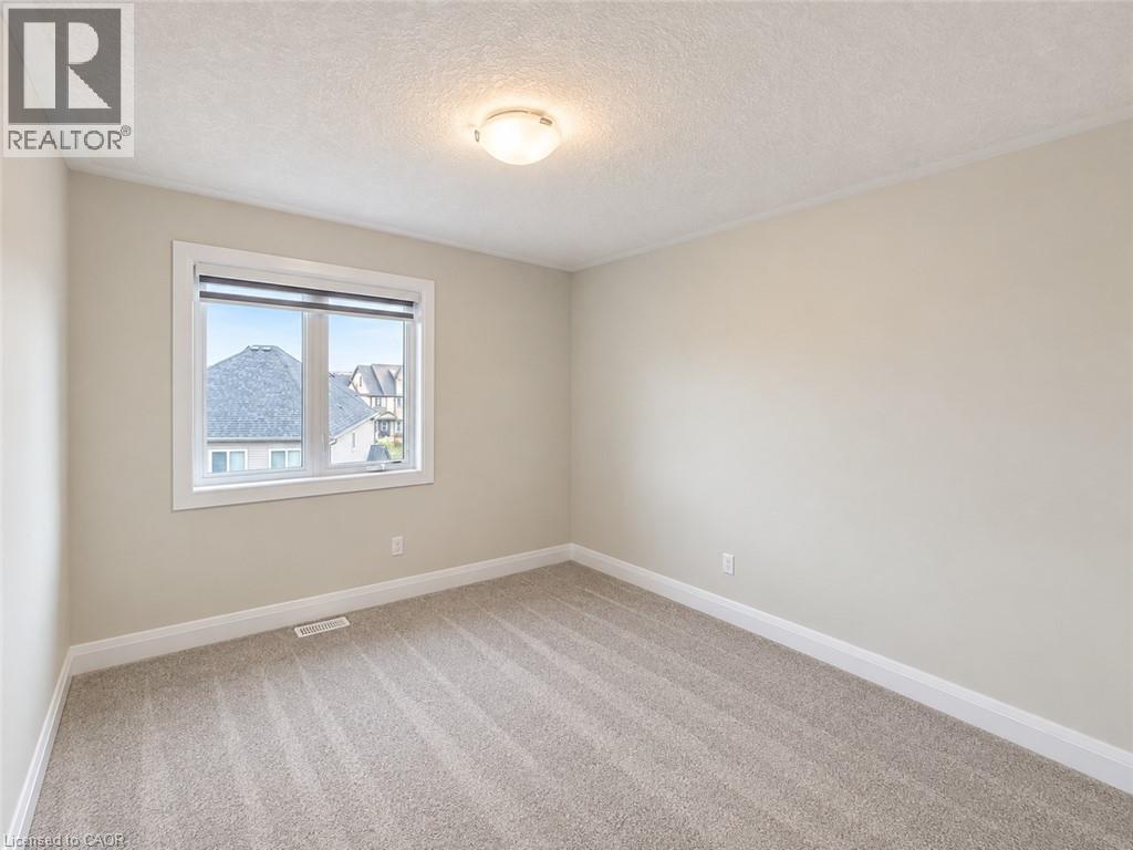 302 Chokecherry Crescent Property Photo 13