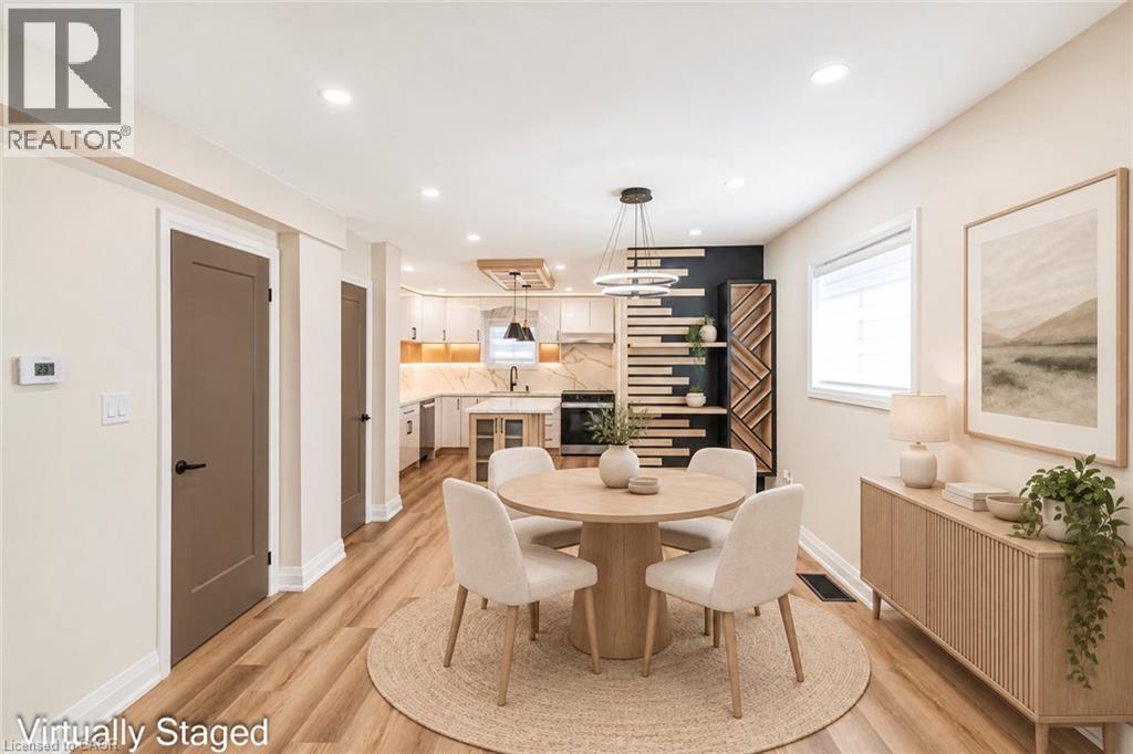 250 Rosslyn Avenue N Property Photo 5